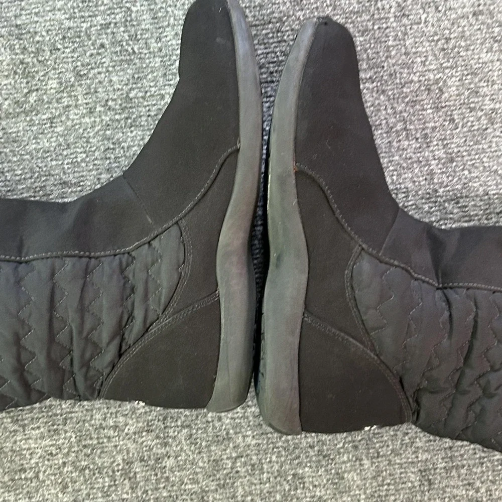 Patagonia Boots Fiona‎ Quilted Mid Snow Womens 9.5 Black Zip Insulated Winter